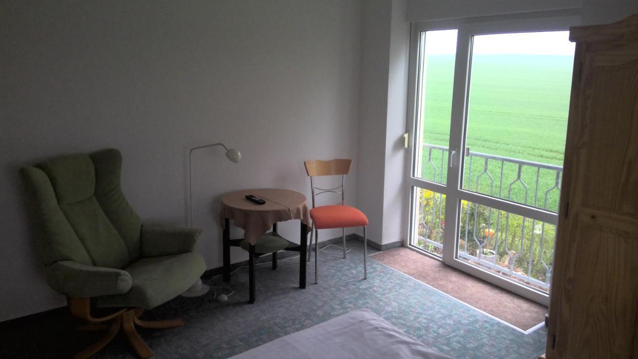 Otto Apartment *